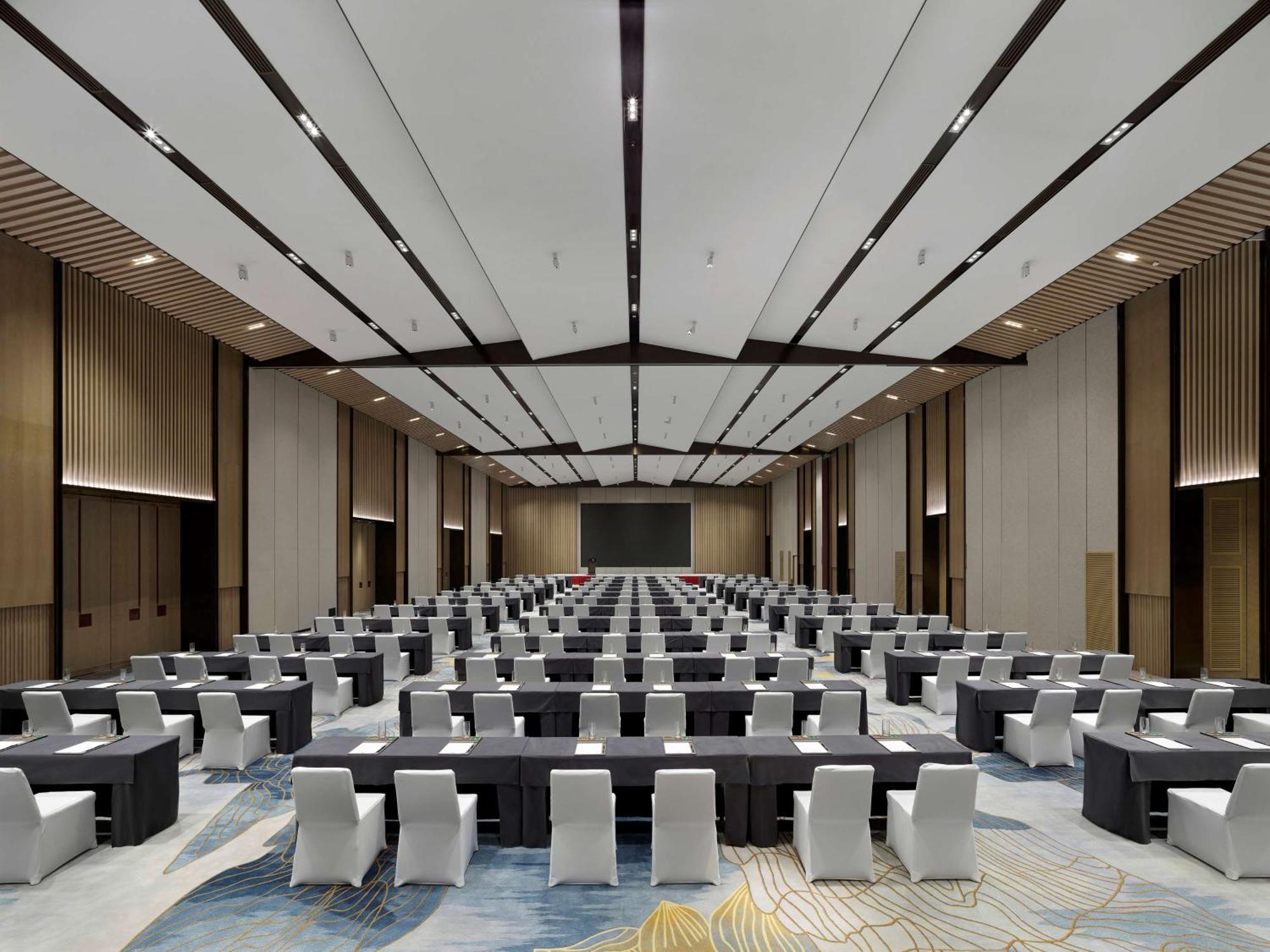 Doubletree By Hilton Beijing Badaling Hotel Yanqing Exterior photo